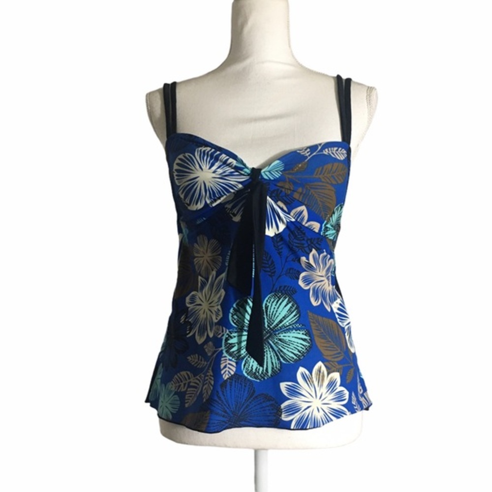 Ocean Dreams floral tankini top. Size 8